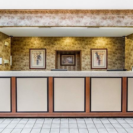 Executive Inn And Suites Enterprise Buitenkant foto