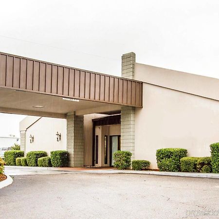 Executive Inn And Suites Enterprise Buitenkant foto