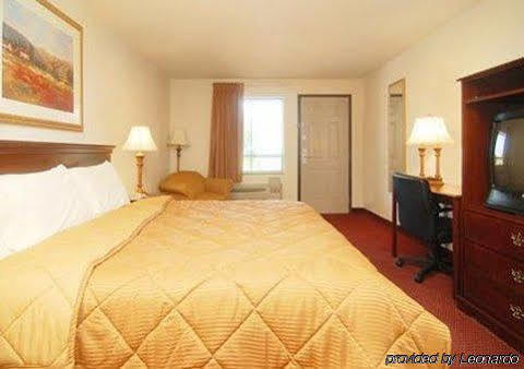 Executive Inn And Suites Enterprise Buitenkant foto
